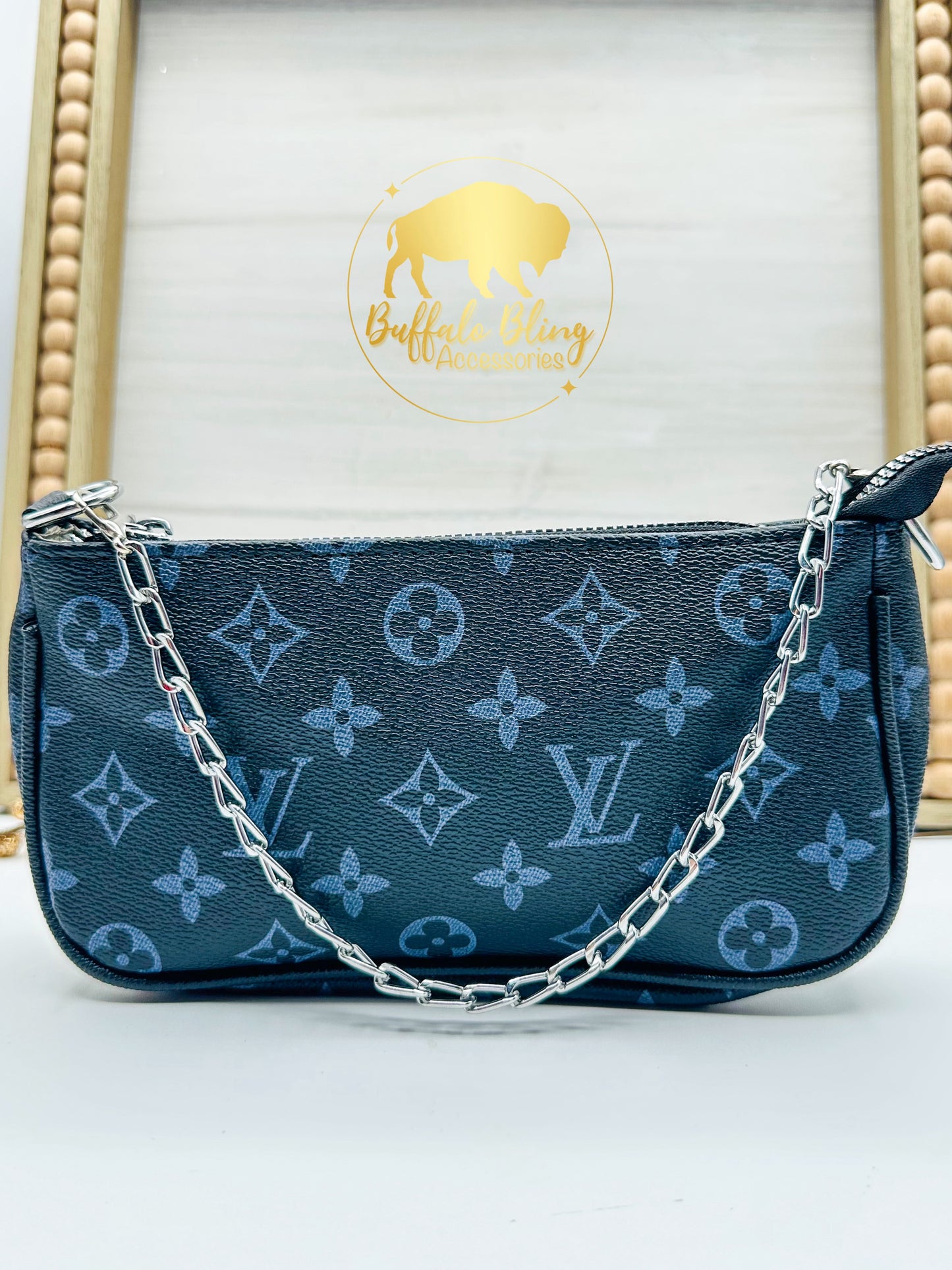 Black Clutch